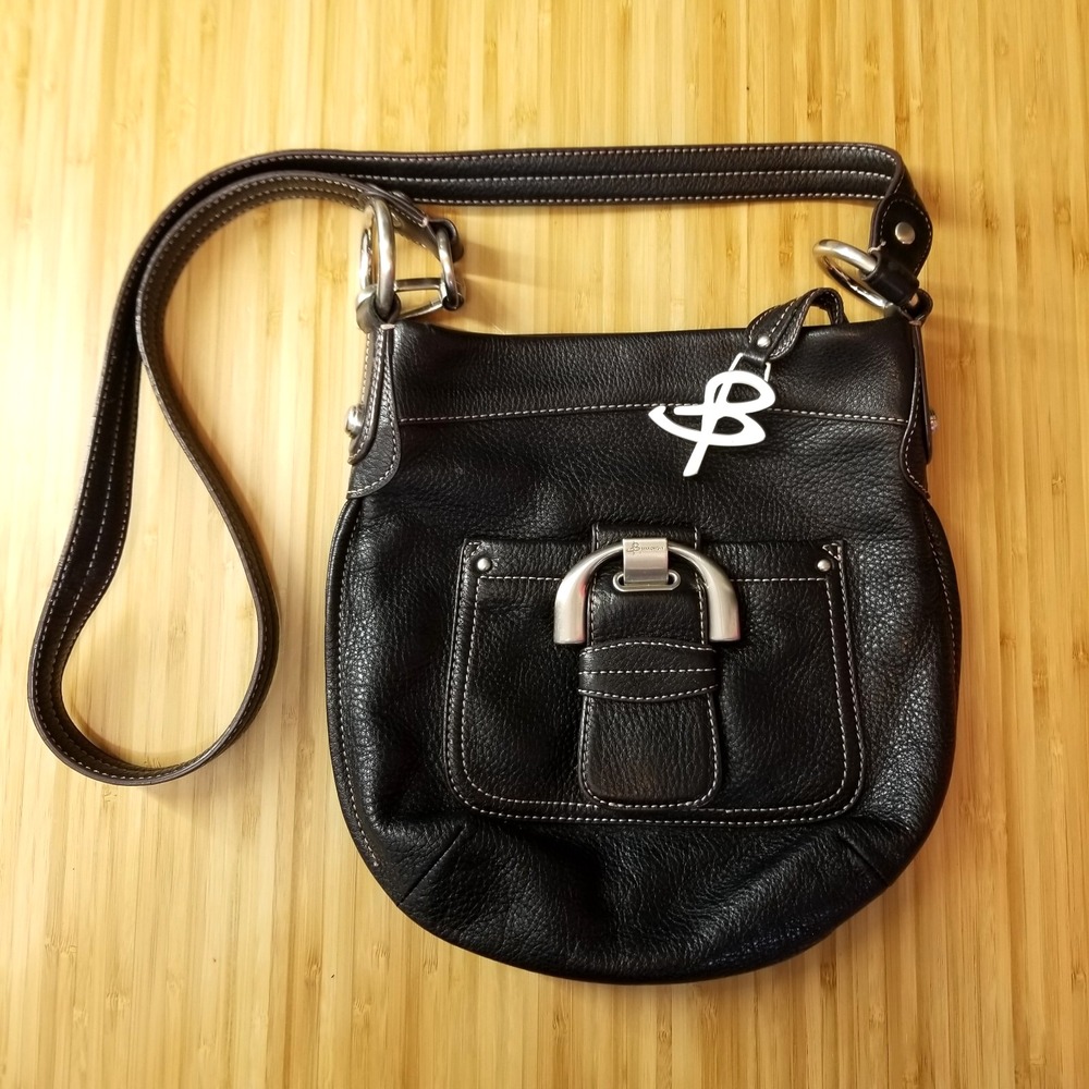 B. Makowski Crossbody Purse Black Pebbled Leather Silver Buckle Hardware Zip Top
